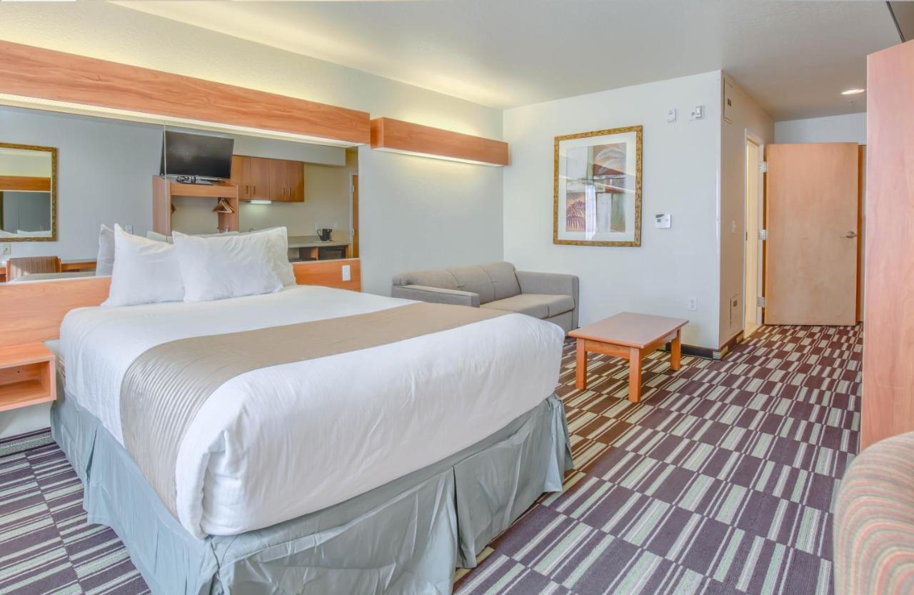 Microtel Inn & Suites By Wyndham Gulf Shores Esterno foto