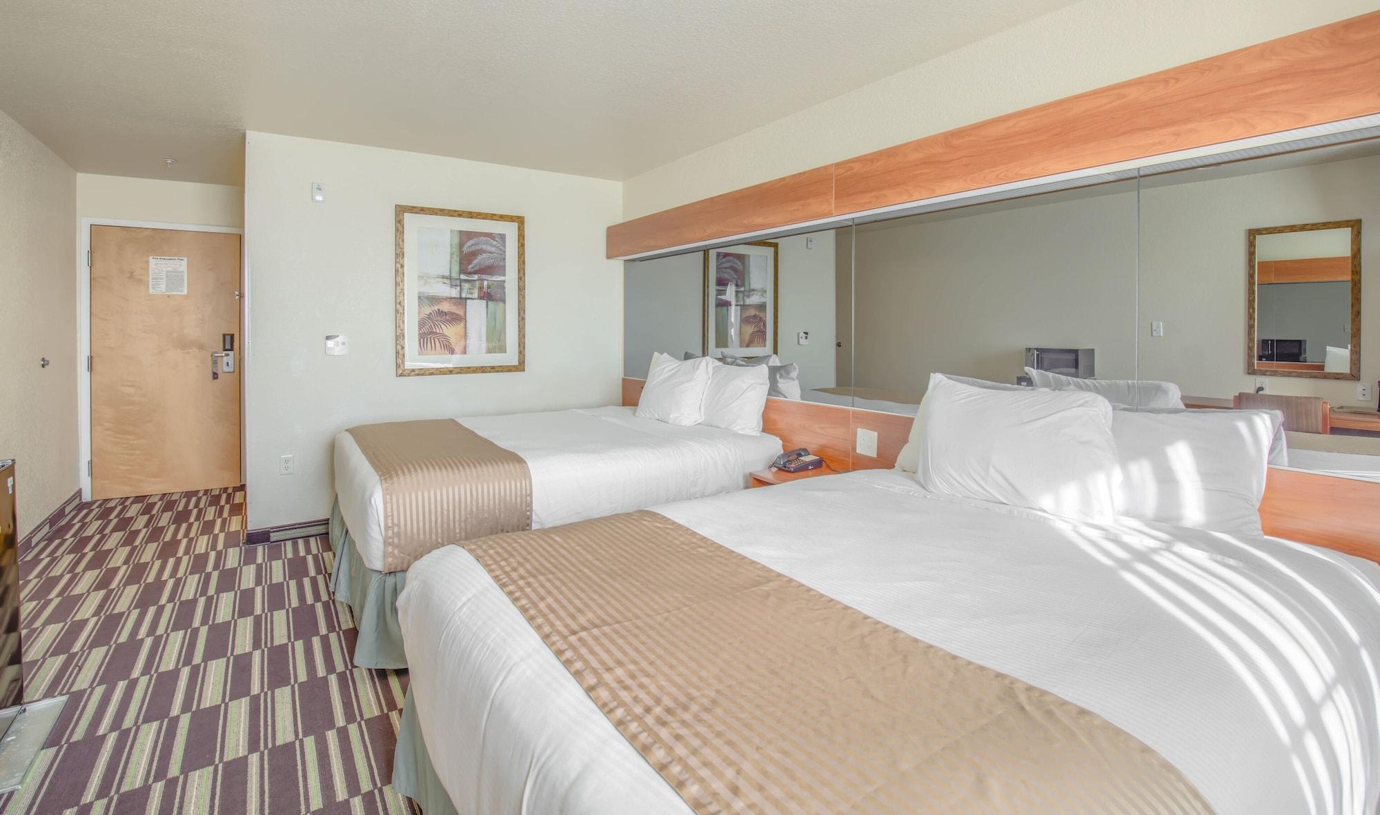 Microtel Inn & Suites By Wyndham Gulf Shores Esterno foto